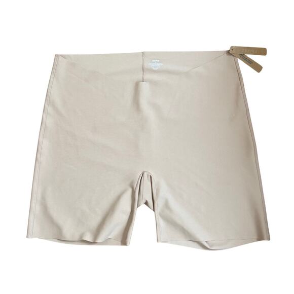 NWT SKIMS Dipped Front Mid Thigh Short Clay 4X Low Rise Shapewear - Picture 1 of 4